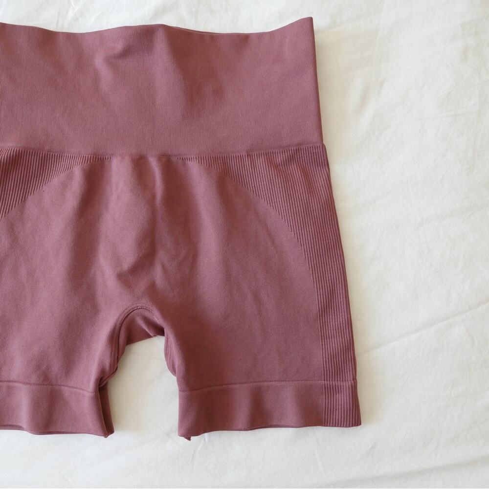 Set Active Mauve Bike Shorts High Waisted M - Picture 1 of 5